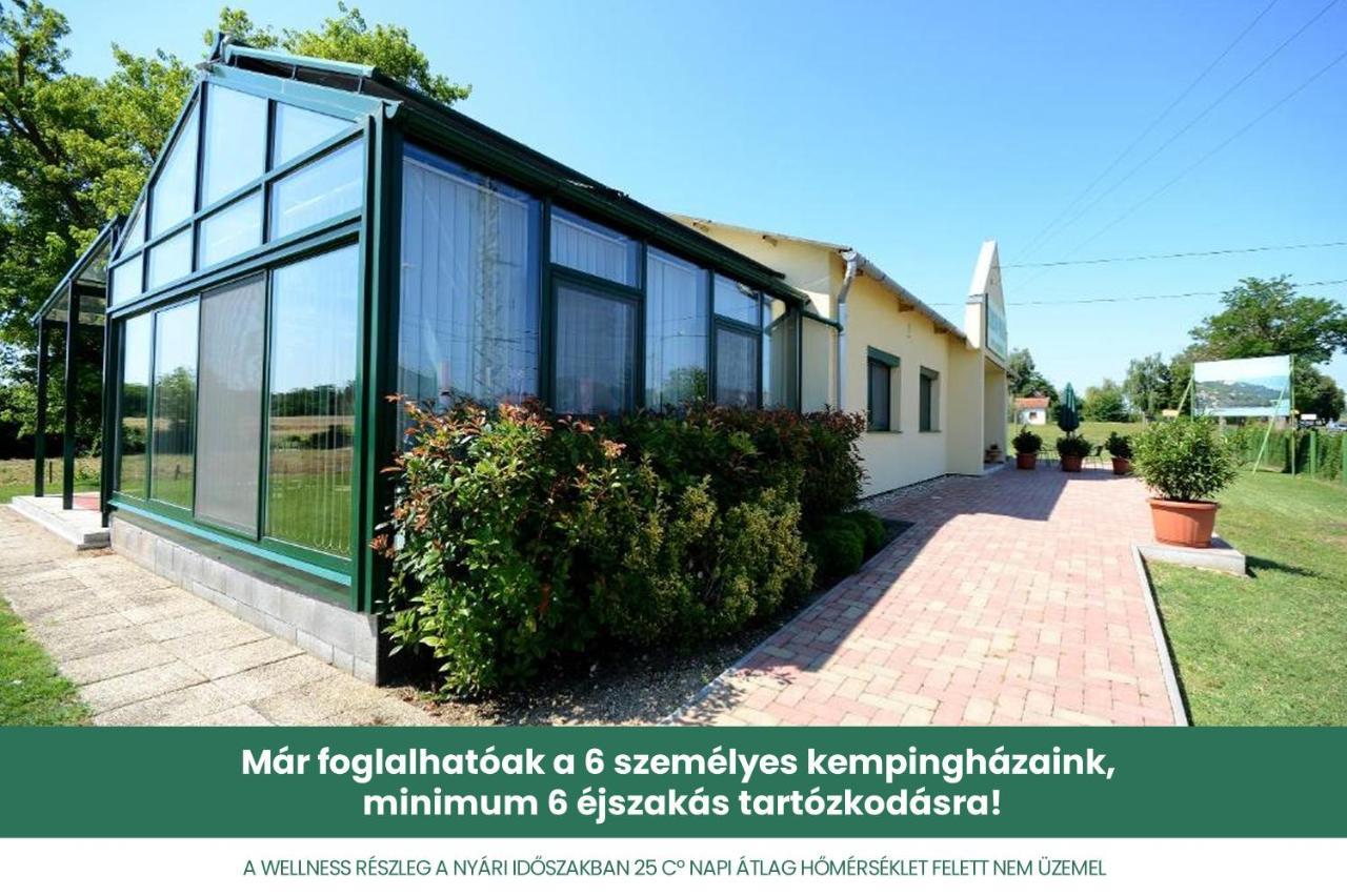 Szarszo Panzio Bed & Breakfast Balatonszarszo Exterior photo